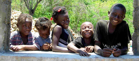Photo of smiling Haiti kids