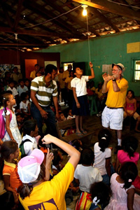 Photo of Allen teaching a group