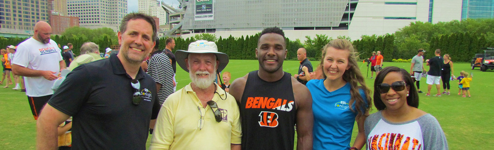 Giovani Bernard and team at Cincinnati Bengals practice